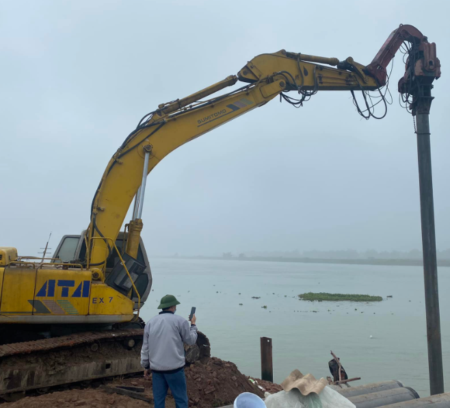 thi công ép cọc búa rung tại Long Thành